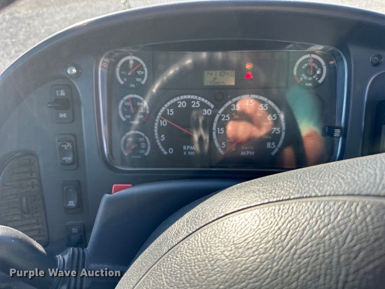 image for item NT9389 2009 Thomas Built B2 school bus