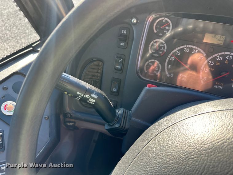 image for item NT9389 2009 Thomas Built B2 school bus