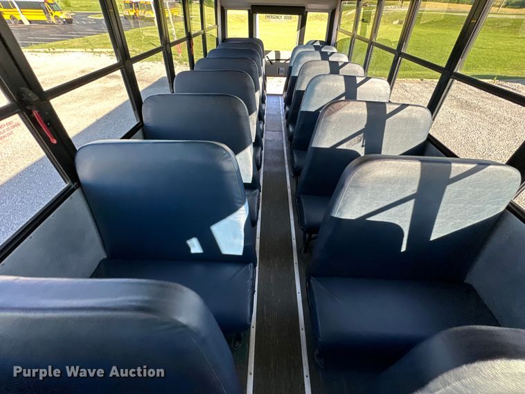 image for item NT9389 2009 Thomas Built B2 school bus