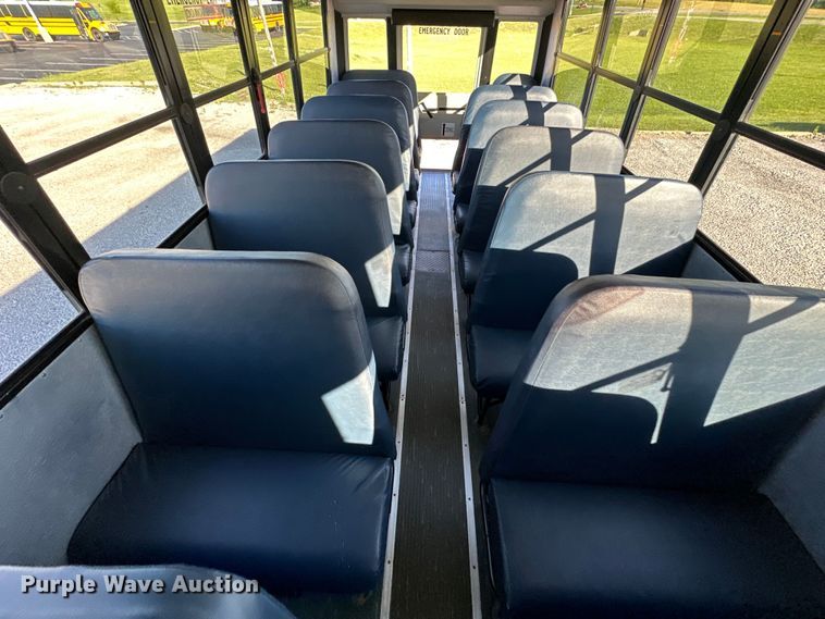 image for item NT9389 2009 Thomas Built B2 school bus