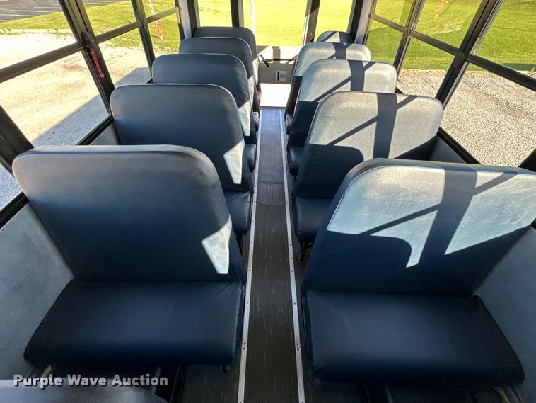 image for item NT9389 2009 Thomas Built B2 school bus