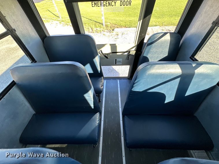 image for item NT9389 2009 Thomas Built B2 school bus