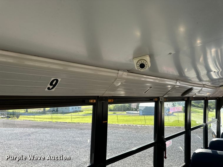 image for item NT9389 2009 Thomas Built B2 school bus