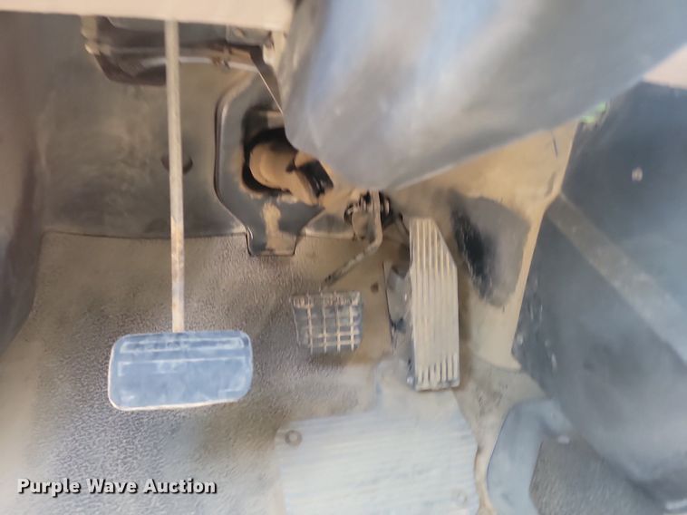 image for item NZ9868 2007 Mack Vision CXN613 semi truck