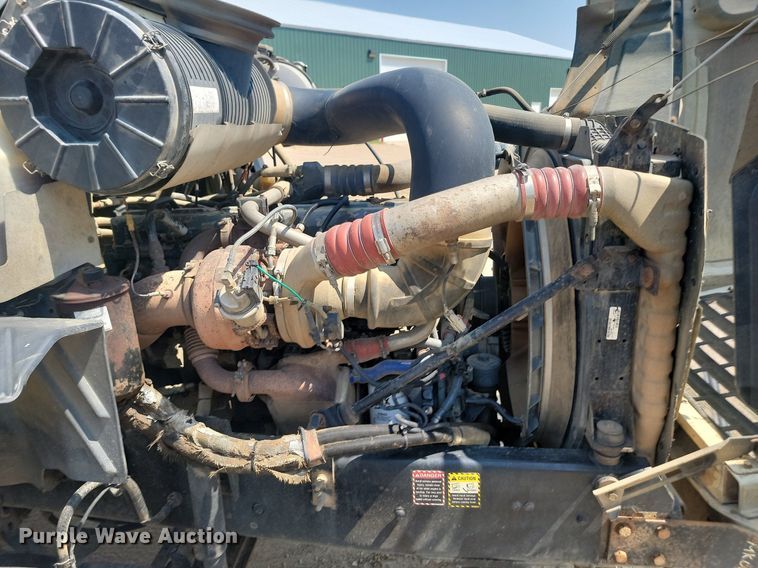 image for item NZ9868 2007 Mack Vision CXN613 semi truck