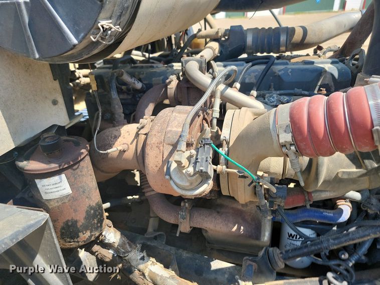 image for item NZ9868 2007 Mack Vision CXN613 semi truck