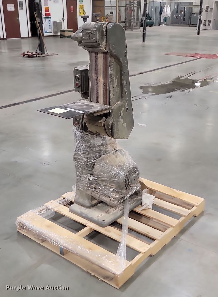 image for item OD9537 Hammond Machinery VH-6WP belt sander