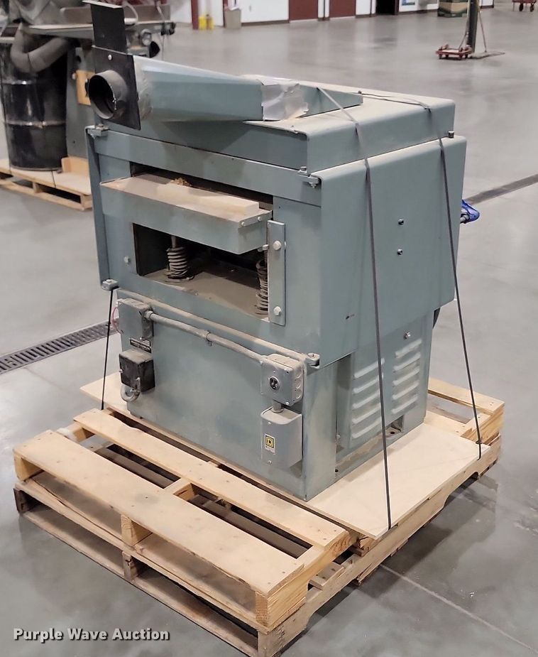 image for item OD9546 1987 Invicta Delta 22460 RC 51 planer