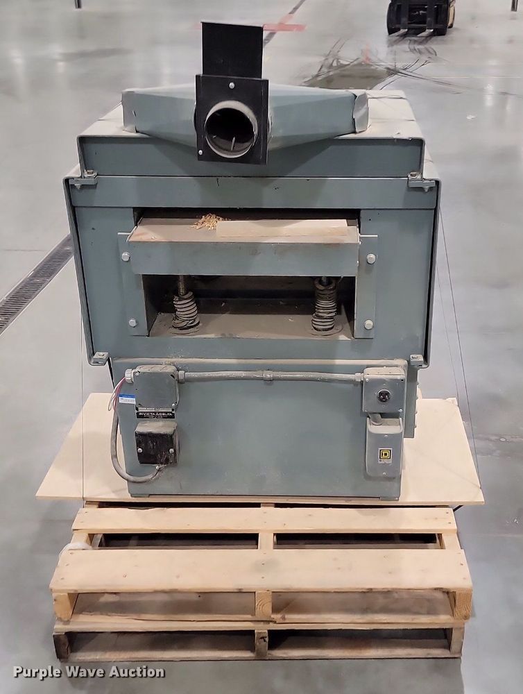 image for item OD9546 1987 Invicta Delta 22460 RC 51 planer