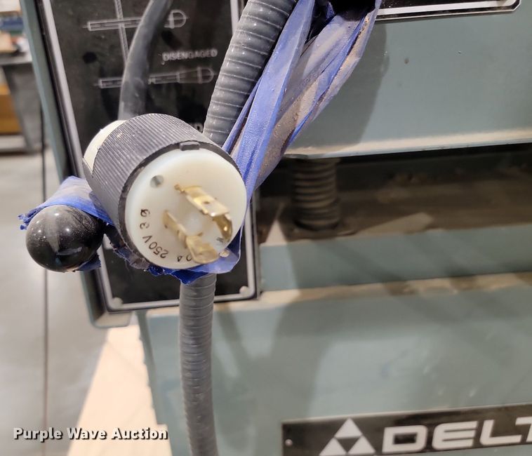 image for item OD9546 1987 Invicta Delta 22460 RC 51 planer