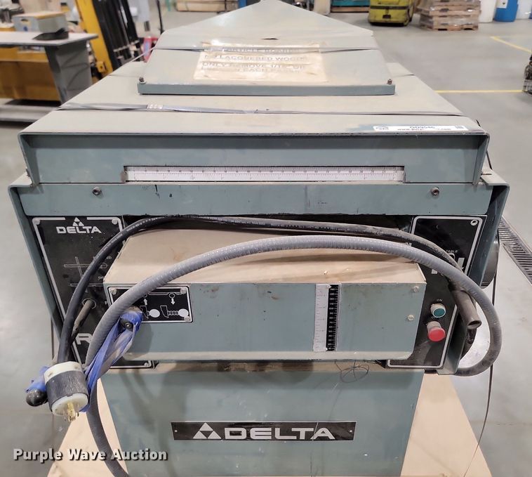 image for item OD9546 1987 Invicta Delta 22460 RC 51 planer