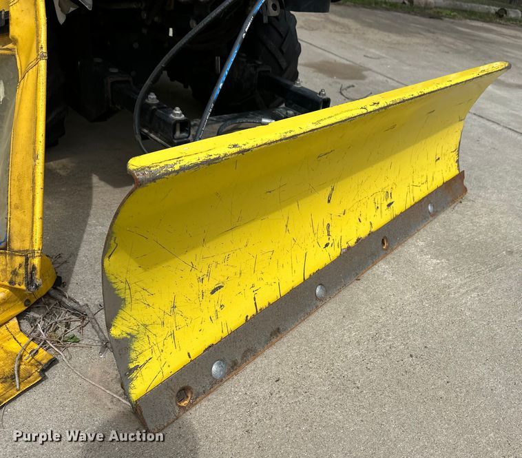 image for item OI9218 John Deere F932 lawn mower