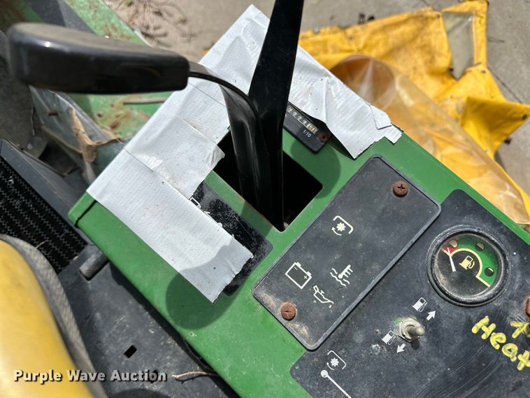 image for item OI9218 John Deere F932 lawn mower