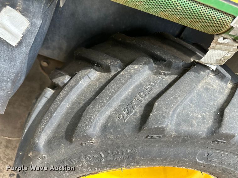 image for item OI9218 John Deere F932 lawn mower