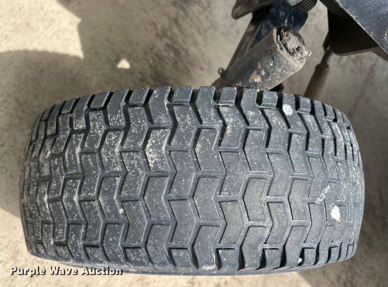 image for item OI9218 John Deere F932 lawn mower