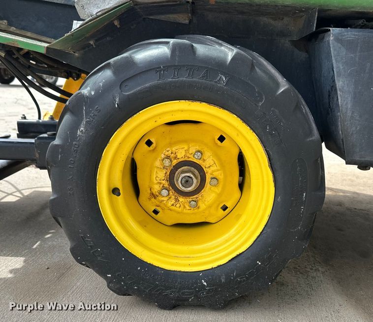 image for item OI9218 John Deere F932 lawn mower