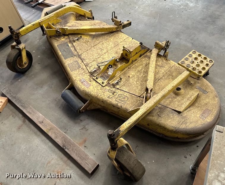 image for item OI9218 John Deere F932 lawn mower