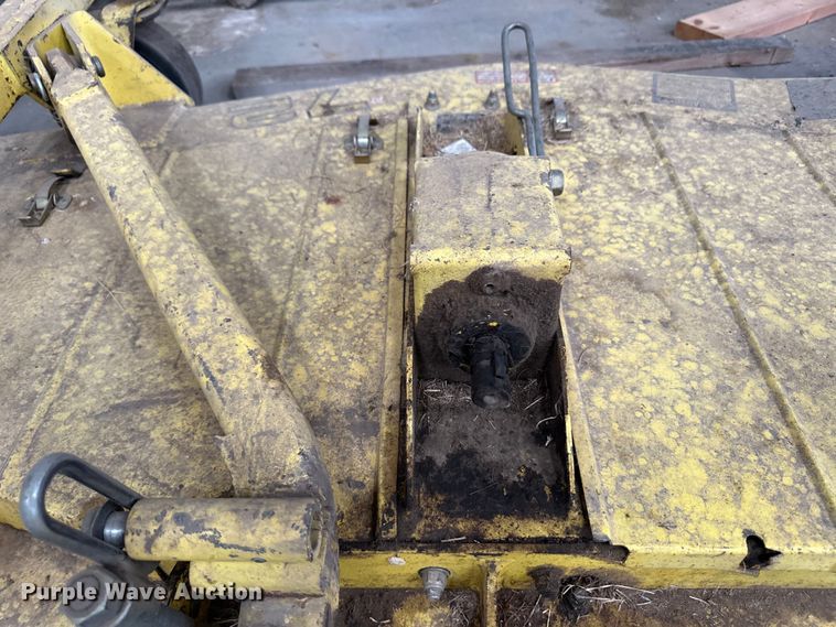 image for item OI9218 John Deere F932 lawn mower