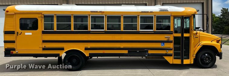 image for item OI9219 2005 Thomas Built FS65 school bus