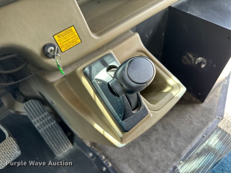 image for item OI9219 2005 Thomas Built FS65 school bus