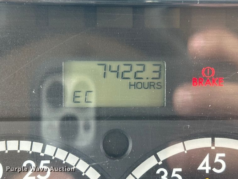 image for item OI9219 2005 Thomas Built FS65 school bus