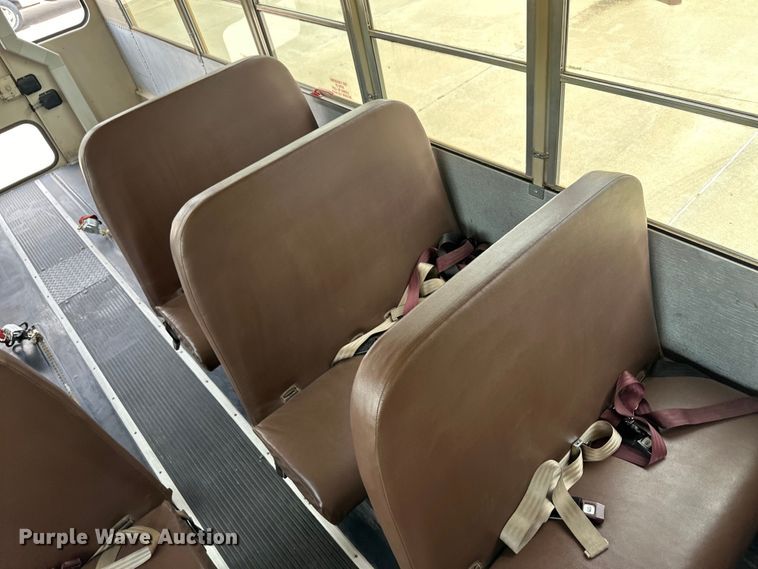 image for item OI9219 2005 Thomas Built FS65 school bus