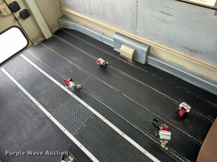 image for item OI9219 2005 Thomas Built FS65 school bus