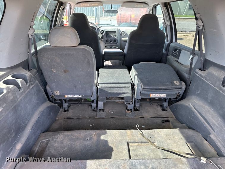 image for item OI9222 2006 Ford Expedition XLT SUV