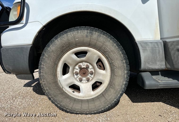 image for item OI9222 2006 Ford Expedition XLT SUV