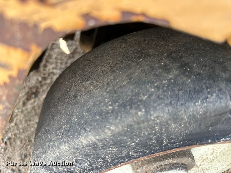 image for item OI9223 Caterpillar TC40D forklift