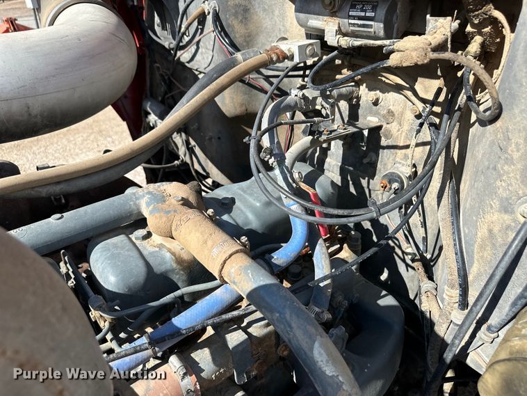 image for item OI9224 1985 Mack R686ST dump truck