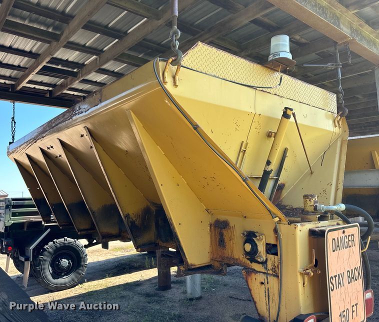 image for item OI9239 Highway Equipment Company F-2020-14 spreader