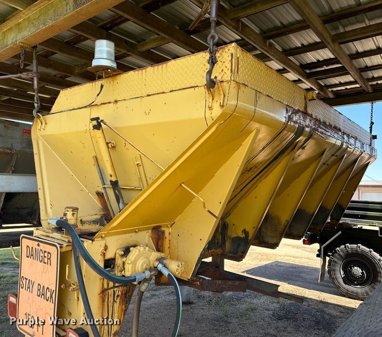 image for item OI9239 Highway Equipment Company F-2020-14 spreader