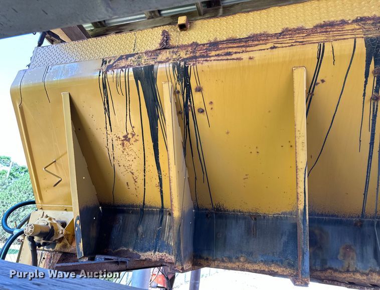 image for item OI9239 Highway Equipment Company F-2020-14 spreader