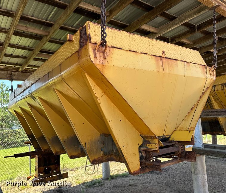 image for item OI9240 Highway Equipment Company F-2020-XT-14 spreader