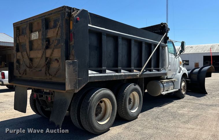 image for item OI9243 2003 Sterling A-Line dump truck