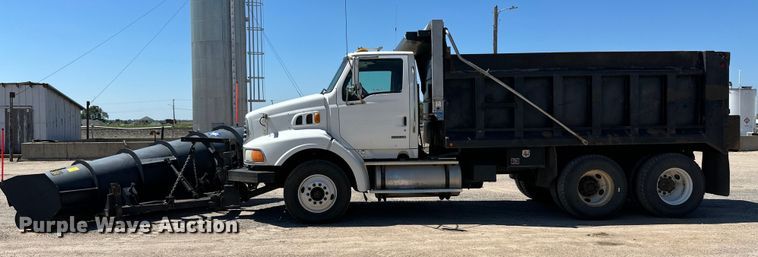image for item OI9243 2003 Sterling A-Line dump truck