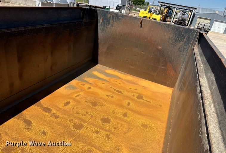 image for item OI9243 2003 Sterling A-Line dump truck