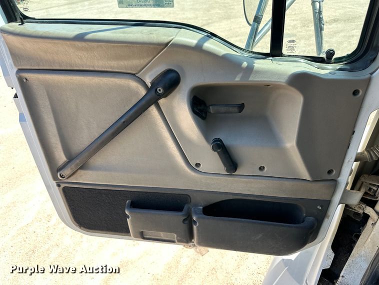 image for item OI9243 2003 Sterling A-Line dump truck