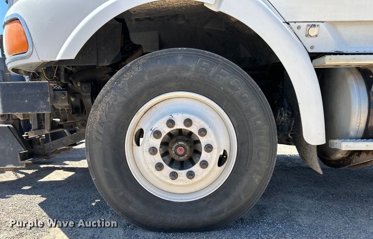 image for item OI9243 2003 Sterling A-Line dump truck