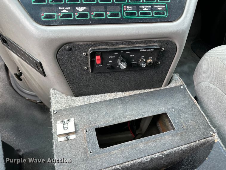 image for item OL9593 2017 Ford E450 ambulance