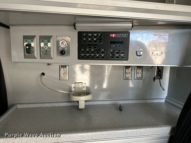 image for item OL9593 2017 Ford E450 ambulance