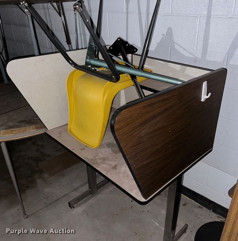 image for item OL9596 Furniture