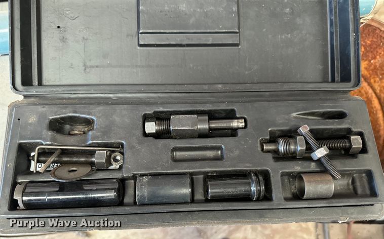 image for item OL9597 Tools