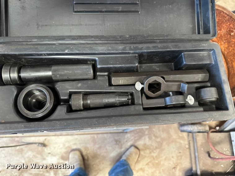 image for item OL9597 Tools