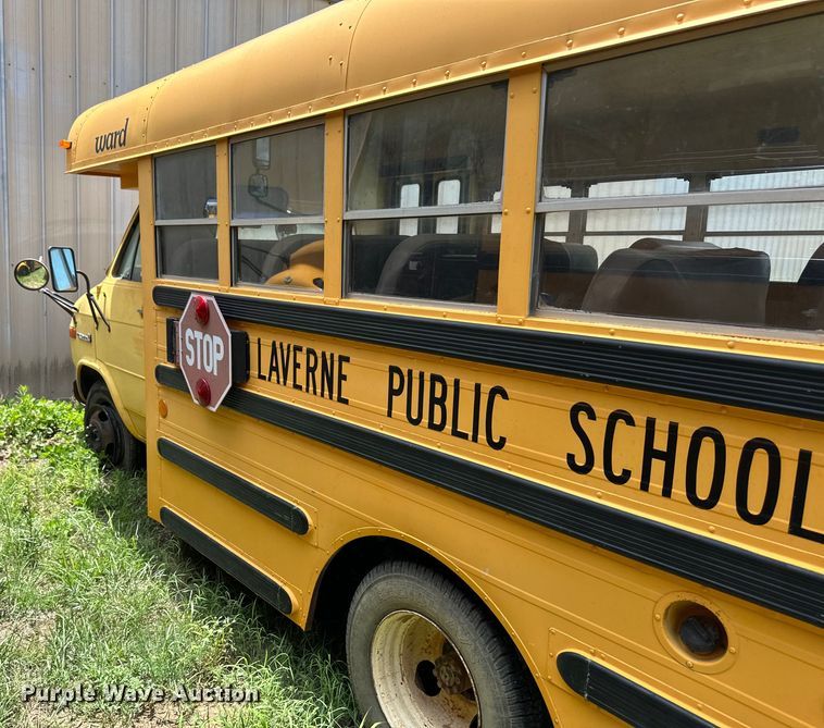 image for item OL9598 1989 GMC Vandura G3500 school bus