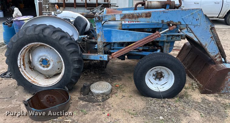 image for item OL9600 Ford 3000 tractor