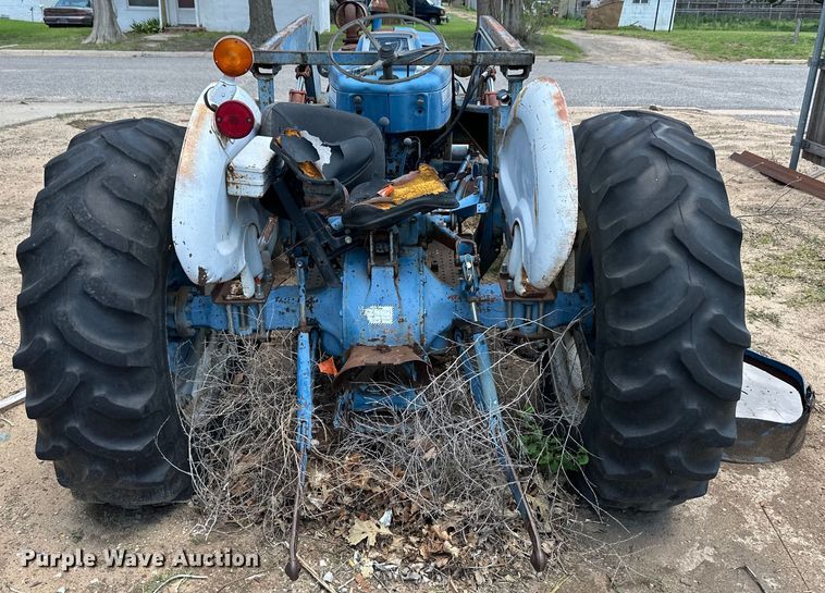 image for item OL9600 Ford 3000 tractor