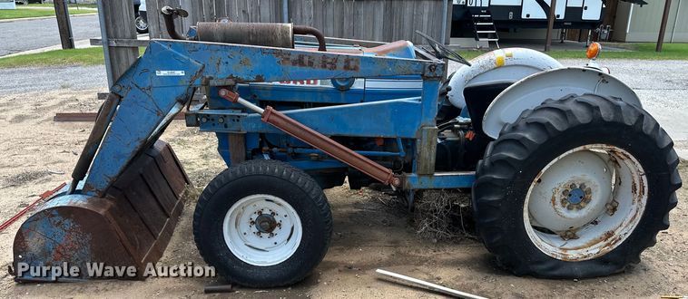 image for item OL9600 Ford 3000 tractor