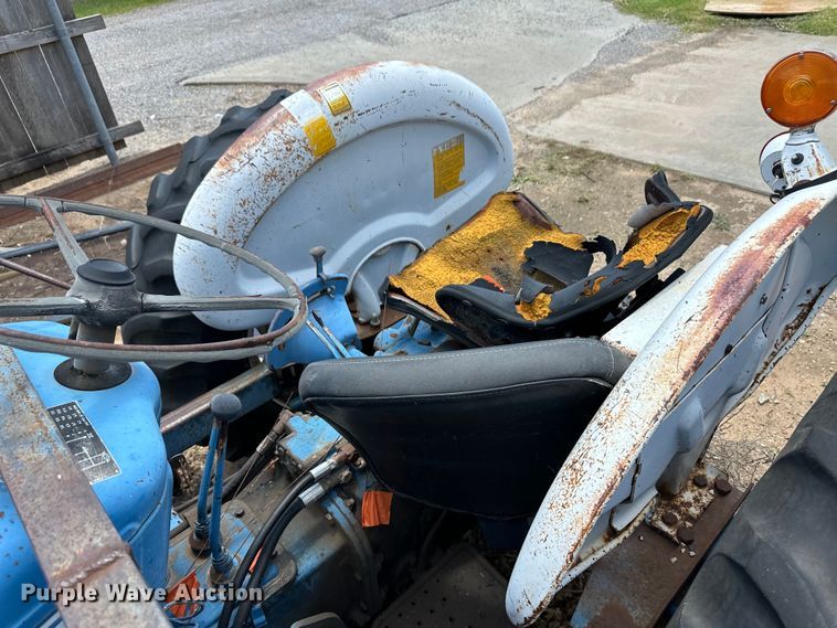 image for item OL9600 Ford 3000 tractor